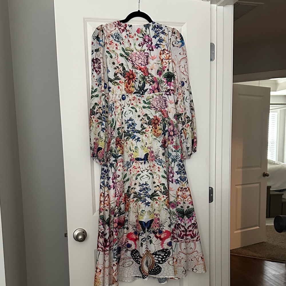 Elegant Floral Long Sleeve Maxi Dress - Picture 3 of 3